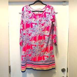 BNWOT Size Large Lilly Dress - hot pink with beautiful pattern! PFSFH.